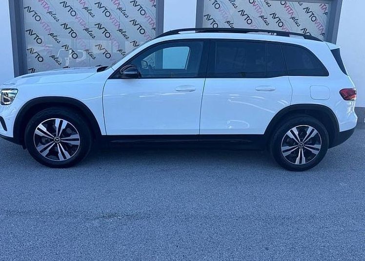 Zunanja slika - Mercedes-Benz GLB-Razred - GLB 200 d 4MATIC Panorama Virtual Radar Tempomat . - 4