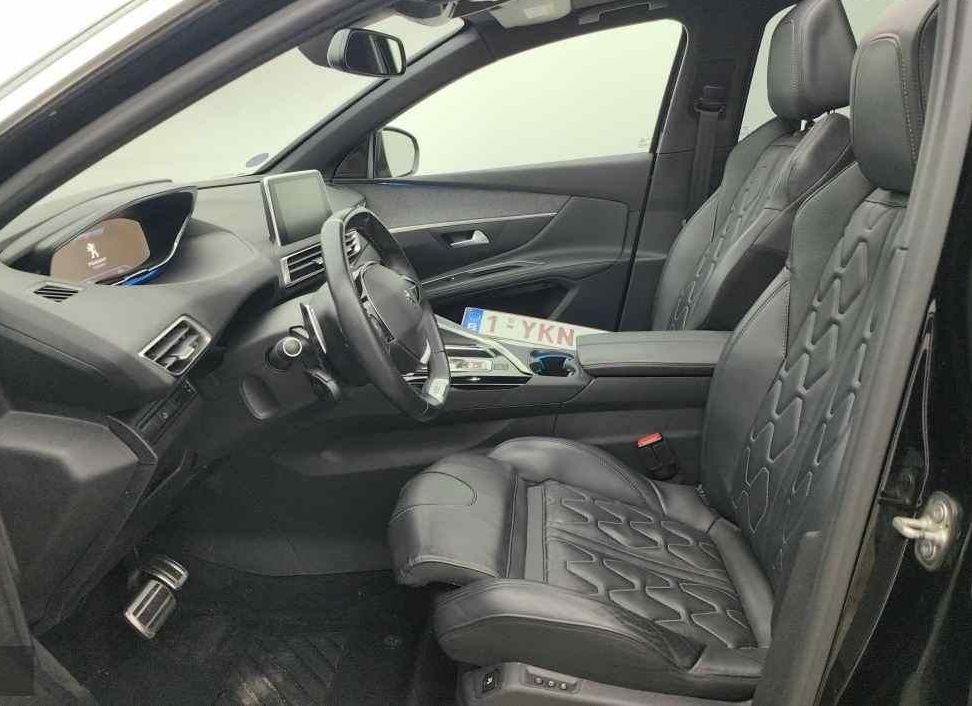 Zunanja slika - Peugeot 5008 - 1.2  96 KW,GT Line Avt.,USNJE,NAVI,LED,KAMERA,ALU - 8