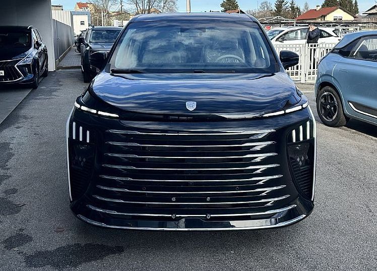 Zunanja slika - Forthing - - V9 PHEV - 2