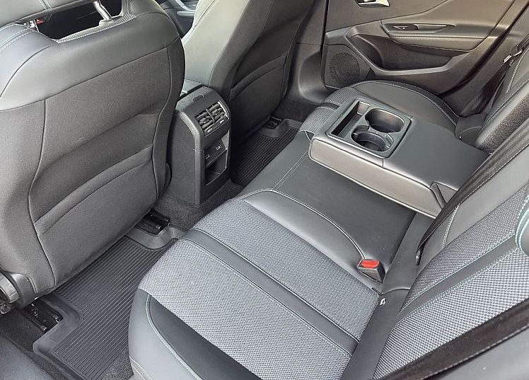 Zunanja slika - Peugeot 308 - 1.2 PURETECH 130 ALLURE - 7