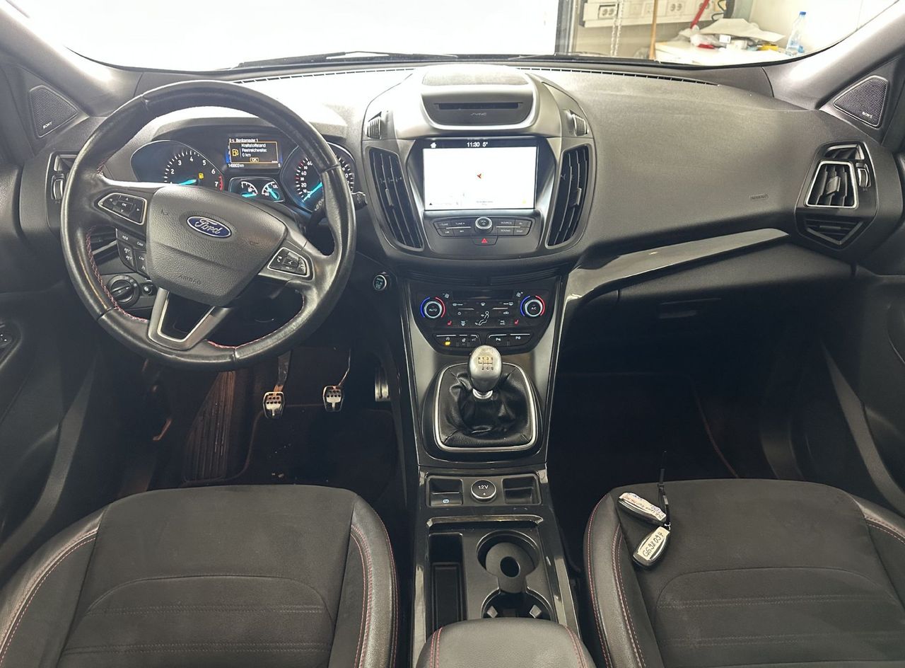 Zunanja slika - Ford Kuga - ST-Line 1.5 EcoBoost 110 kW.NEMŠKI+4ALU.PANO.KAMER - 1