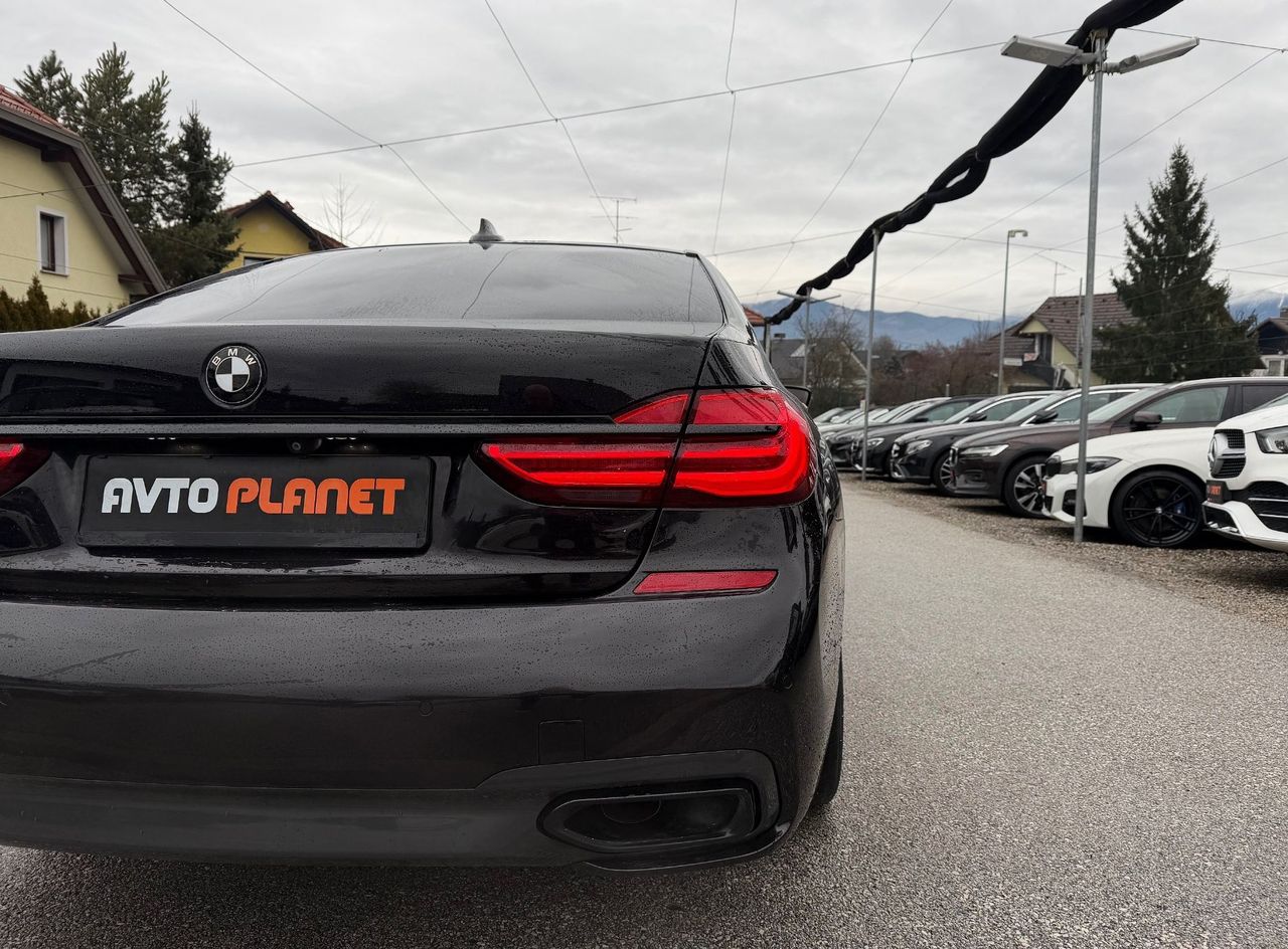 Zunanja slika - BMW Serija 7 - : 750Ld xDrive M-SPORT LASER ACC PANO SKY ALU20 360K - 11