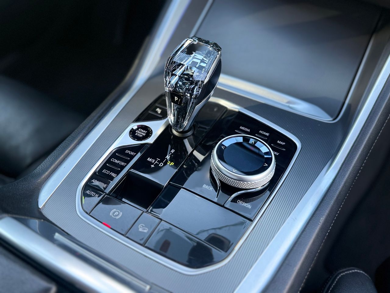 Notranja slika - BMW X6 - xDrive30d Avt. - 12