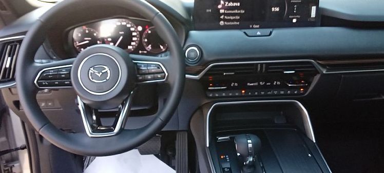 Zunanja slika - Mazda CX-80 - 3.3 D254 HOMURA PLUS 8AT AWD - AKCIJA-NA ZALOGI - 9