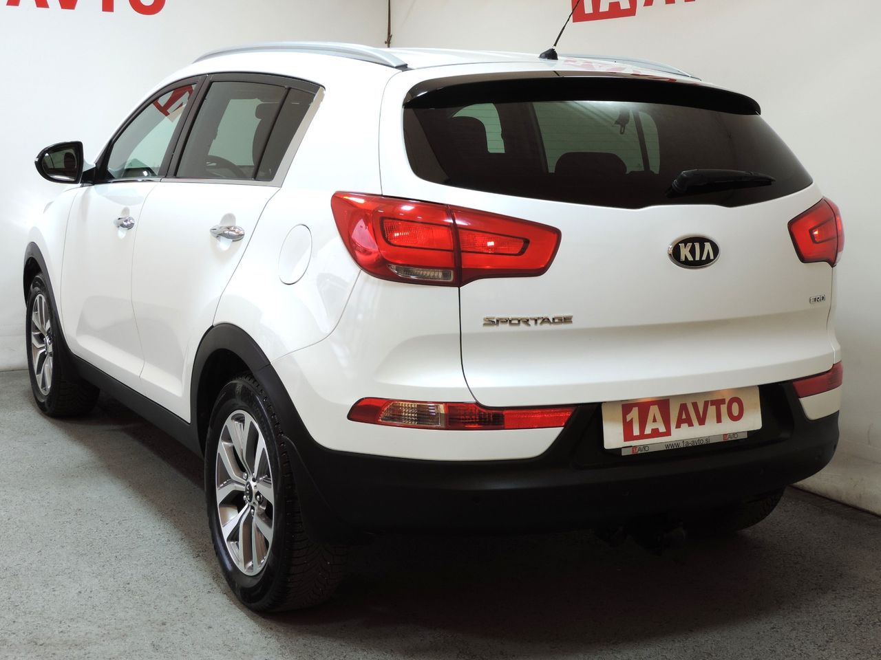 Zunanja slika - KIA Sportage - 2WD 1,7 CRDi Fun - 7