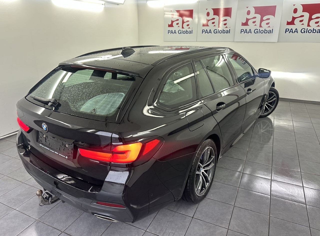 Zunanja slika - BMW Serija 5 - Touring: BMW 5 Touring  530 i xDrive M Sport 2.0 185 KW - 3