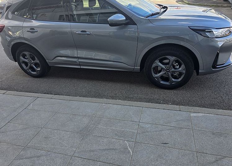 Zunanja slika - Ford Kuga - ST-LINE 2.5 Duratec Hybrid 178kW PHEV - 5