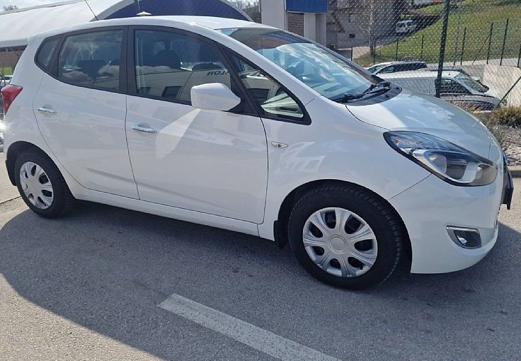 Zunanja slika - Hyundai ix20 - 1.4 CRDI COMFORT SAMO 118450 KM - 6