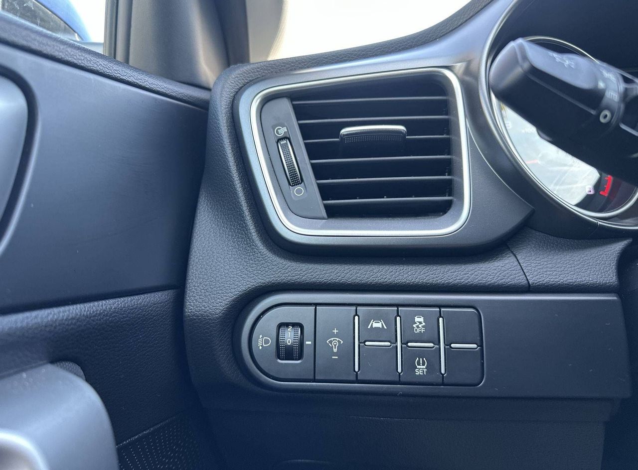 Zunanja slika - KIA Ceed - 1.5 T-GDI LX Champion ISG - 12