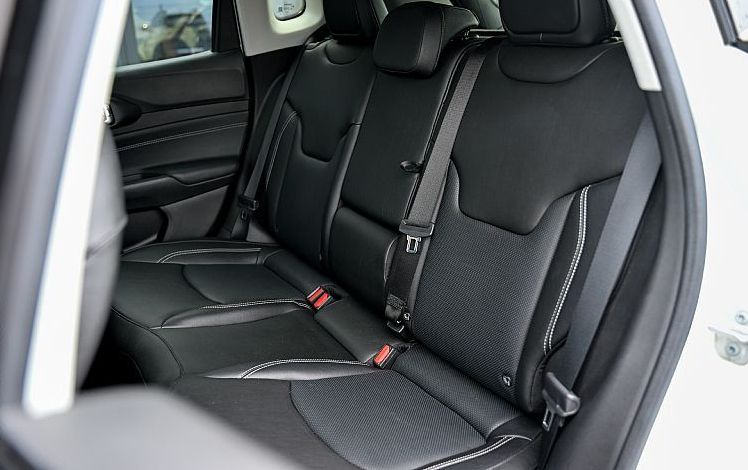 Zunanja slika - Jeep Compass - 1.6 Multijet 16v 130 S - 10