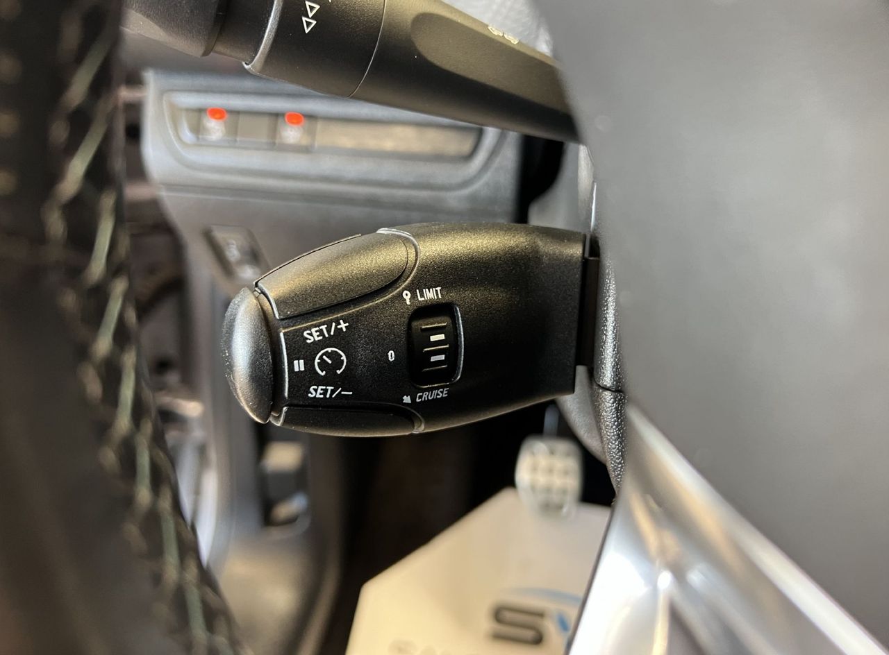 Zunanja slika - Peugeot 2008 - 1.2-110KM-VELIK SERVIS-CROSSWAY-JAMSTVO-OBROK 90€ - 20