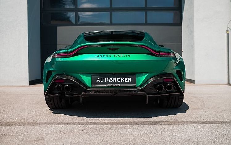 Zunanja slika - Aston Martin Vantage - PERFORMANCE PODIUM GREEN KARBON BOWERS WILKINS - 6
