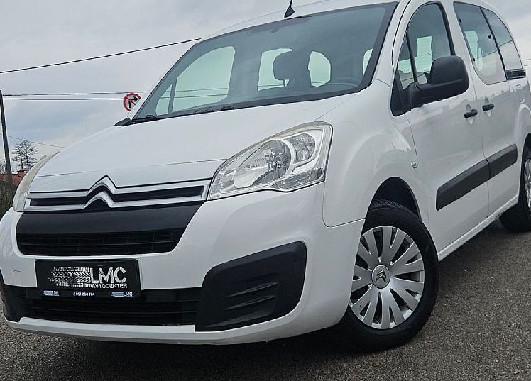 Zunanja slika - Citroën Berlingo - Feel 1.6 BlueHDi 99ks °1-LASTNIK° °NAVIGACIJA° - 2