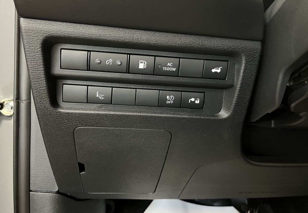 Zunanja slika - Mitsubishi Outlander - 2.4 PHEV Intense Auto - 7.000 EUR AKCIJA - - 15