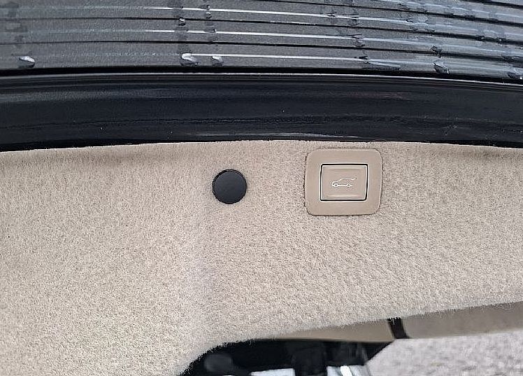 Zunanja slika - Opel Insignia - 2.0 CDTI 160KM COSMO - vlečna naprava - 9