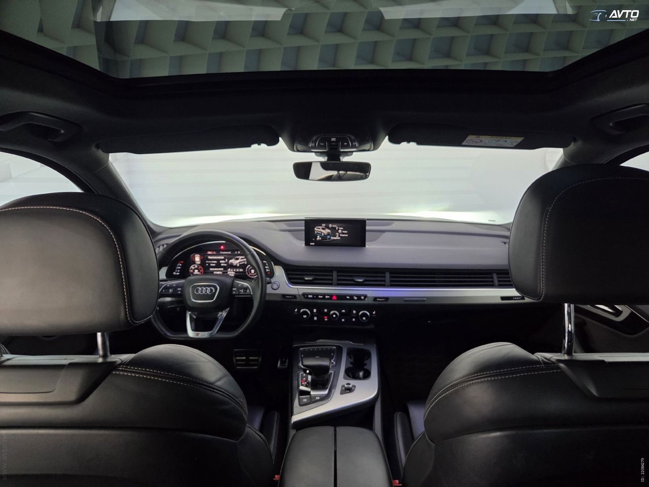 Notranja slika - Audi Q7 - quattro 3,0 TDI Tiptronic - 18