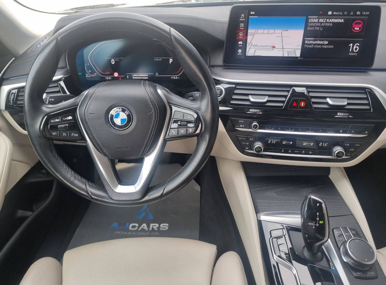 Zunanja slika - BMW Serija 5 - Touring: 530d xDrive-Luxury-Usnje-LED... - 10