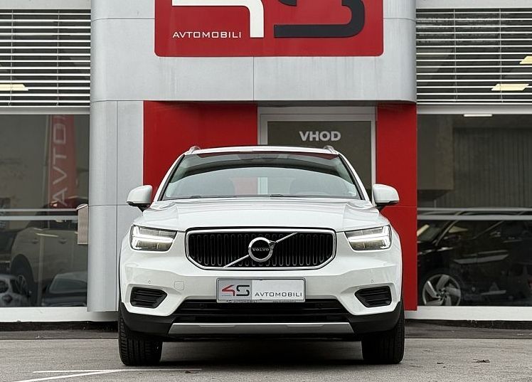 Zunanja slika - Volvo XC40 - D3 Momentum 1. LASTNIK - 2