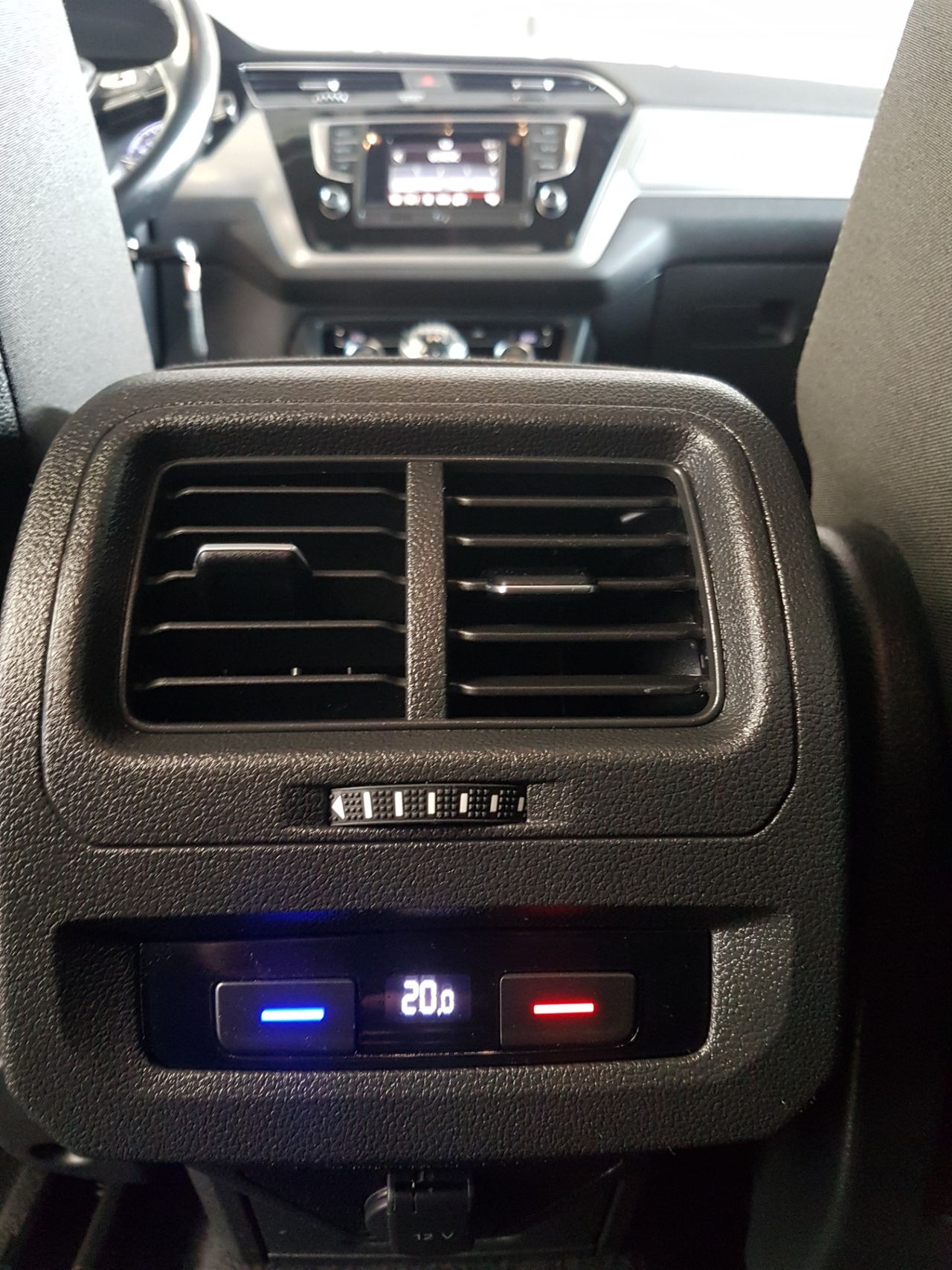 Zunanja slika - VW Touran - 1,2 TSI Comfortline - 12