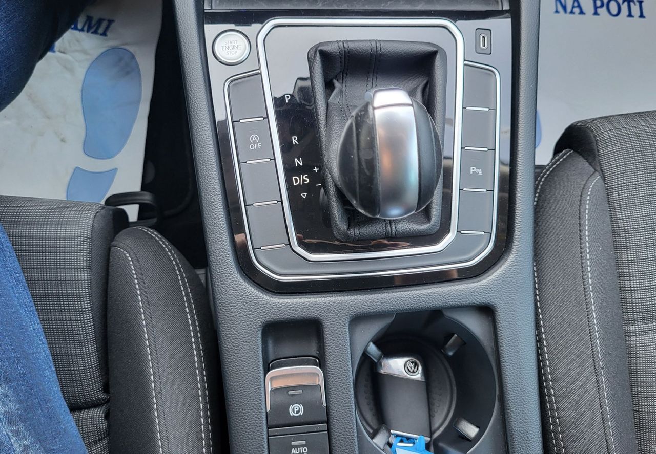 Zunanja slika - VW Passat - Variant 2.0 TDI AUT slo-1.last-alu-acc-navi-led-radar-pdc- - 14