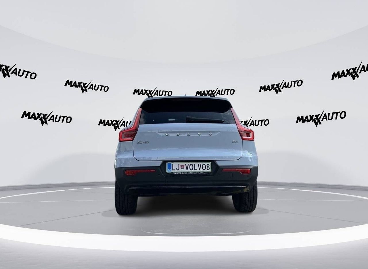 Zunanja slika - Volvo XC40 - B3P Plus Dark Avt. - 6