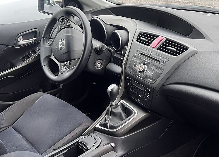 Zunanja slika - Honda Civic - 1.4 i-VTEC+ALU+R. KAMERA+TEMP - 6