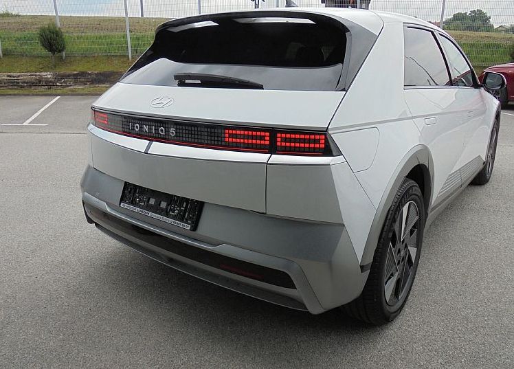 Zunanja slika - Hyundai Ioniq 5 - 168kW FL PREMIUM 84kWh toplotna. el.kljuke. - 5