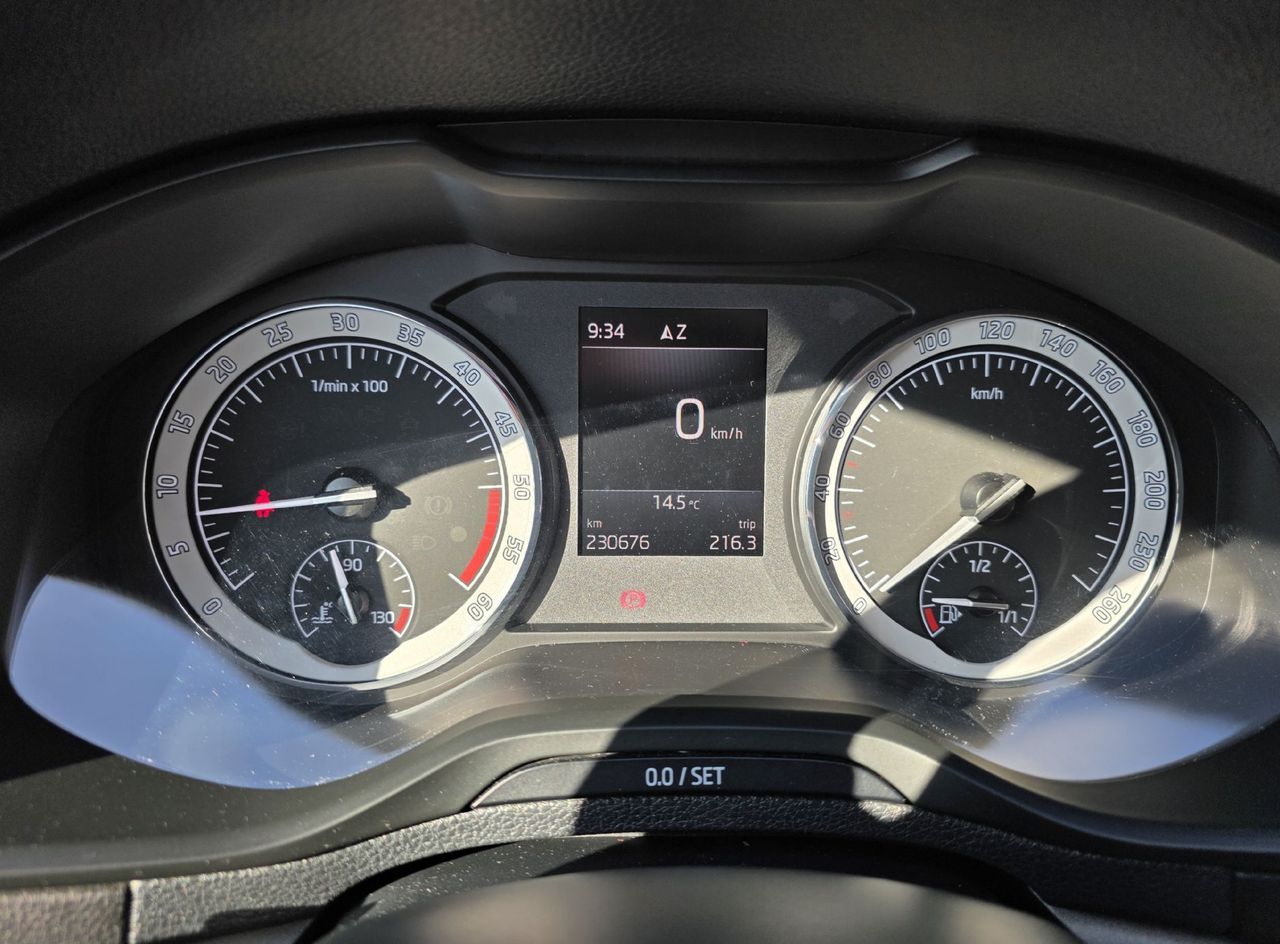 Zunanja slika - Škoda Karoq - 1.6 TDI Style.FULL LED.NAVI.HITRI KREDIT - 14