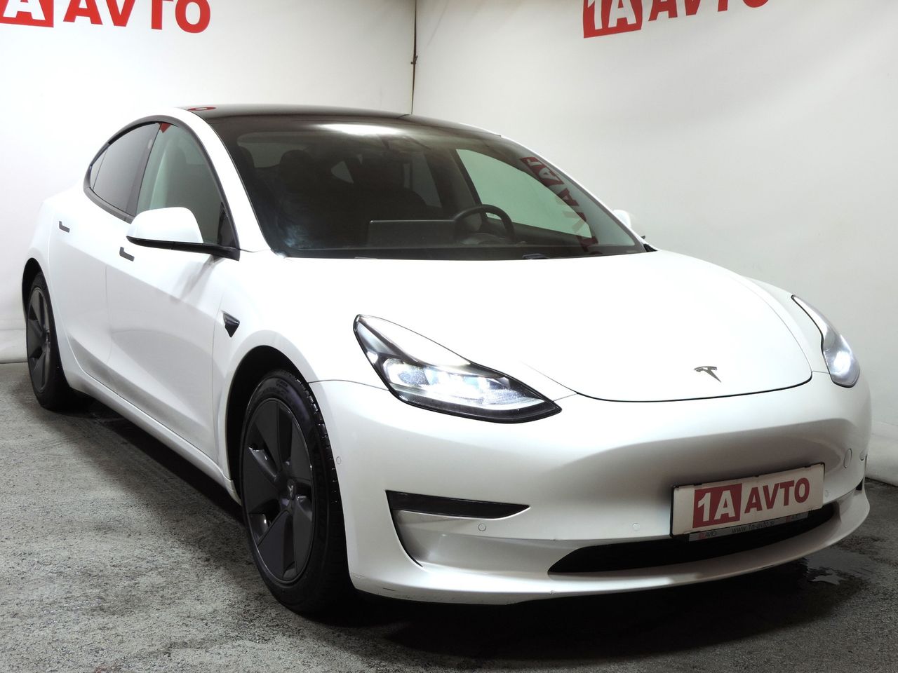 Zunanja slika - Tesla Model 3 - LONG RANGE DUAL MOTOR AWD - 3