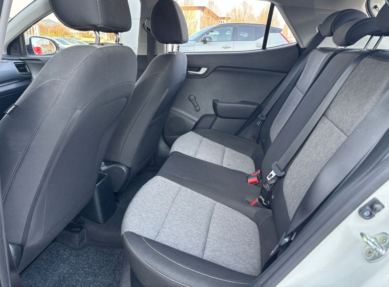 Zunanja slika - KIA Stonic - 1.25 DPI FUN ISOFIX-SENZORJI ZADAJ-DAB+ - 7