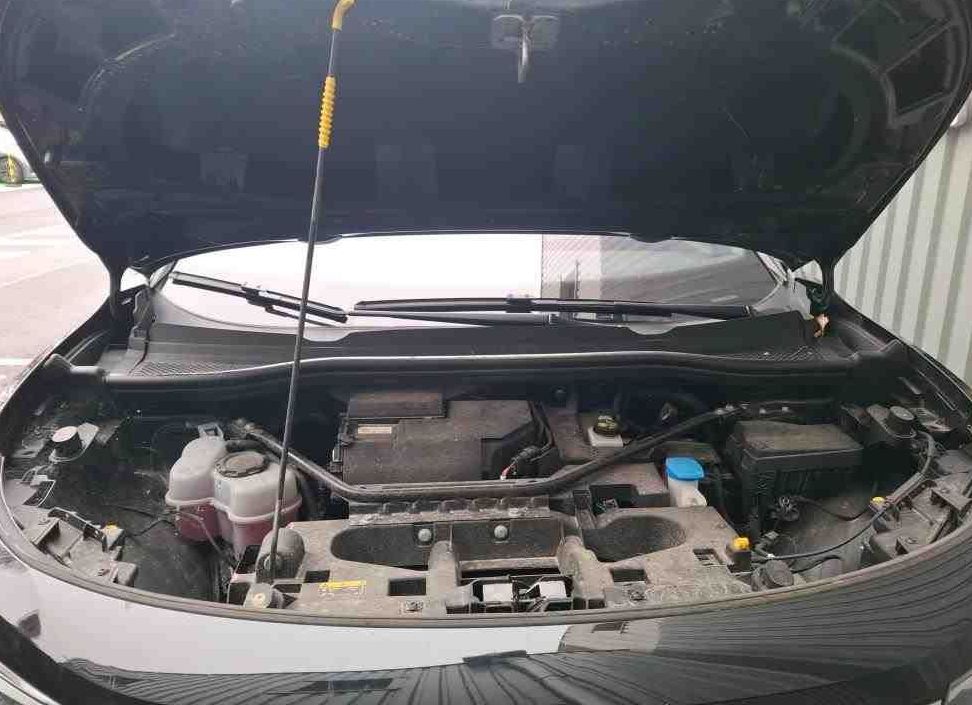 Zunanja slika - VW ID.4 - 109kW.KAMERA.NAVI.GRE.SEDEŽEV.LED.SAMO 29.297 KM - 9