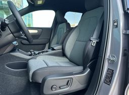Zunanja slika - Volvo XC40 - B3 P Plus Dark AT DCT... - 10 - Predogledna slika