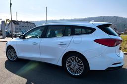 Zunanja slika - Ford Focus - 2.0 TDCI 150km avt-FULLED-RADAR-EL.KLJUKA - 5 - Predogledna slika