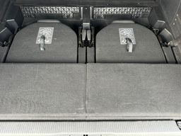 Notranja slika - Peugeot 5008 - Peugeot - 11 - Predogledna slika