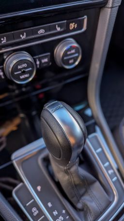 Notranja slika - VW Golf - 1,0 TSI BMT Trendline - 14 - Predogledna slika