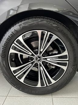 Zunanja slika - Mercedes-Benz E-Razred - E 220 d T - 12 - Predogledna slika