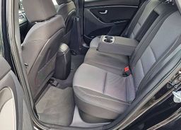 Zunanja slika - Hyundai i30 Wagon - 1.6 CRDI 81KW COMFORT LEPO OHRANJEN... - 10 - Predogledna slika