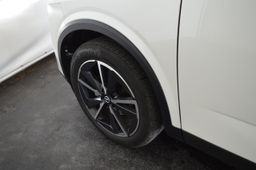 Zunanja slika - Nissan Qashqai - 1,3 DIG-T MHEV Tekna+ - 14 - Predogledna slika