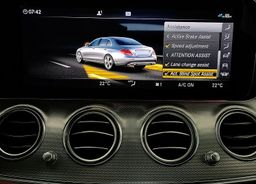 Zunanja slika - Mercedes-Benz E-Razred - LIMO-300-de-2X-AMG-LINE-WIDESCREN-360-KAM-LED-ACC- - 14 - Predogledna slika