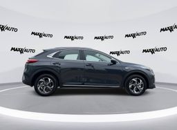 Zunanja slika - KIA XCeed - 1.6 T-GDi LX SMART ISG.7DCT... - 5 - Predogledna slika