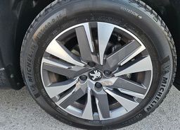 Zunanja slika - Peugeot 2008 - 1.2  ALLURE 131ks °1.LASTNIK° °OPRAVLJEN SERVIS° - 12 - Predogledna slika