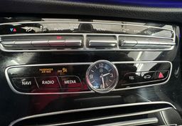 Zunanja slika - Mercedes-Benz E-Razred - E 220 d Avantgarde Avt.KAMERA.NAVI.USNJE.LED - 18 - Predogledna slika