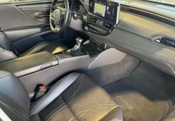 Zunanja slika - Lexus ES - 300H-EXECUTIVE-RADAR-HEADUP-MEMORY-USNJE-HLAJ.SED - 9 - Predogledna slika