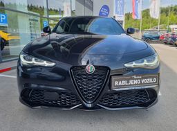 Zunanja slika - Alfa Romeo Giulia - 2.0 Turbo 280 Q4 Veloce - KOT NOVO - SAMO 9.022KM - 2 - Predogledna slika