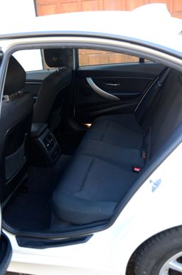 Notranja slika - BMW Serija 3 - 318d - 5 - Predogledna slika