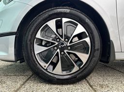 Zunanja slika - KIA Ceed - 1.0 T-GDi LX Champion+ ISG. MT - 9 - Predogledna slika