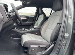 Zunanja slika - Volvo XC40 - B3 P Core DCT - 10 - Predogledna slika