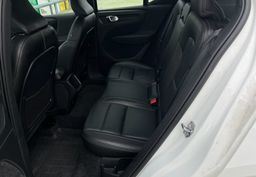 Zunanja slika - Volvo XC40 - T3 Momentum Avt. ACC. LED. NAVI. VZR. KAM. - 8 - Predogledna slika
