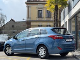 Zunanja slika - Hyundai i30 Wagon - 1.4 CVVT STYLE 1.LASTNICA SLO NAKUP NA OBROKE - 5 - Predogledna slika