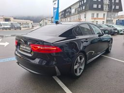 Zunanja slika - Jaguar XE - R-Sport 2.0 180 AVTOMATIK + SERVISNA ZGODOVINA - 6 - Predogledna slika